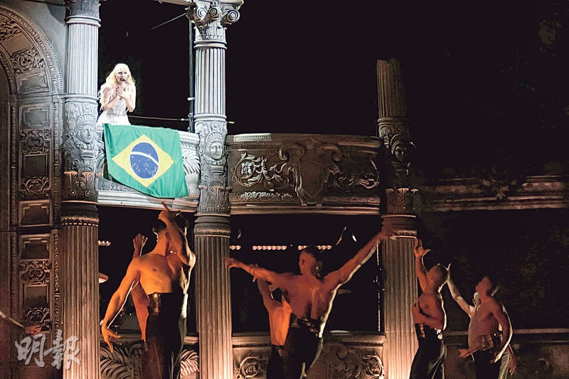 Lady Gagaڦt۷|} ĵ˸Ѭu k