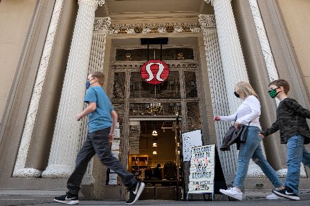 LululemonCostco A_PfHѲv